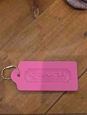COACH XL PINK HANGTAG